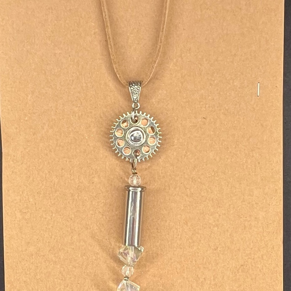 Elegant Silver Pendant Necklace